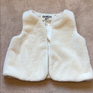 OshKosh B'gosh Ivory Faux Fur Vest, 3t